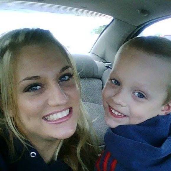 Meet your Posher, Brittni - Picture 1 of 1